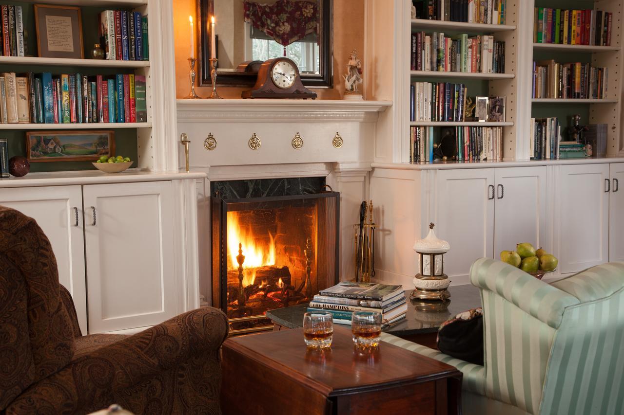 A Butlers Manor Bed and Breakfast Southampton Exteriör bild