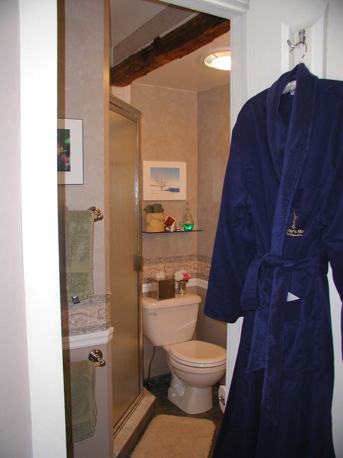 A Butlers Manor Bed and Breakfast Southampton Exteriör bild