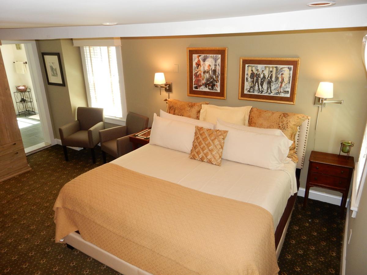A Butlers Manor Bed and Breakfast Southampton Exteriör bild