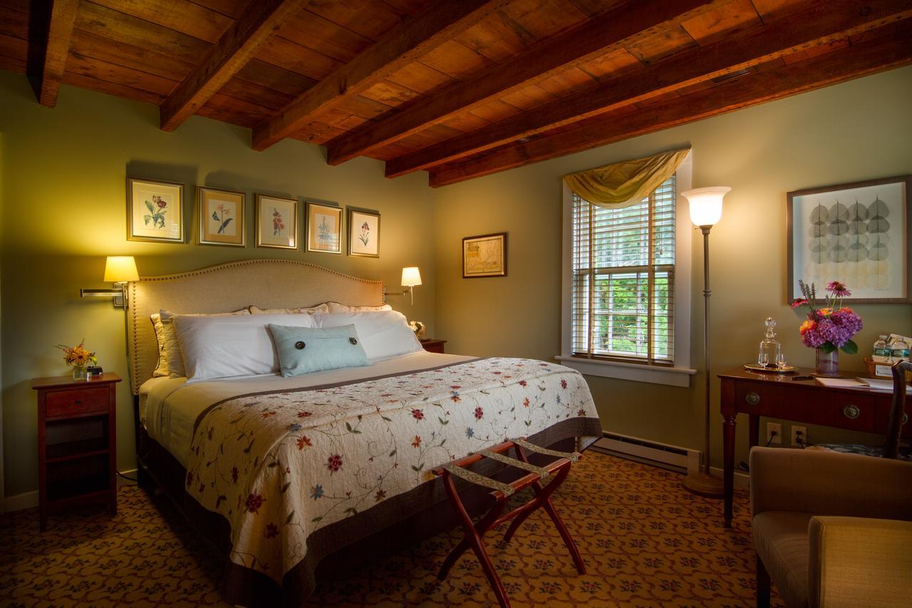 A Butlers Manor Bed and Breakfast Southampton Exteriör bild