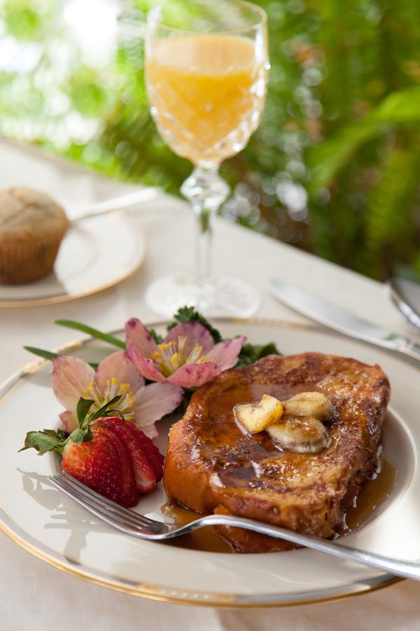 A Butlers Manor Bed and Breakfast Southampton Exteriör bild